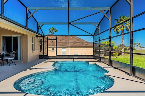 Renovated 4BR Villa with Private Pool