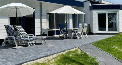 6-person Bungalow in Burgerbrug