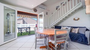 Dining - Bright duplex apartment - sleeps 5 (Valras-Plage)