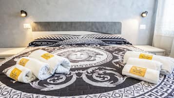 Room, Balcony | Free WiFi