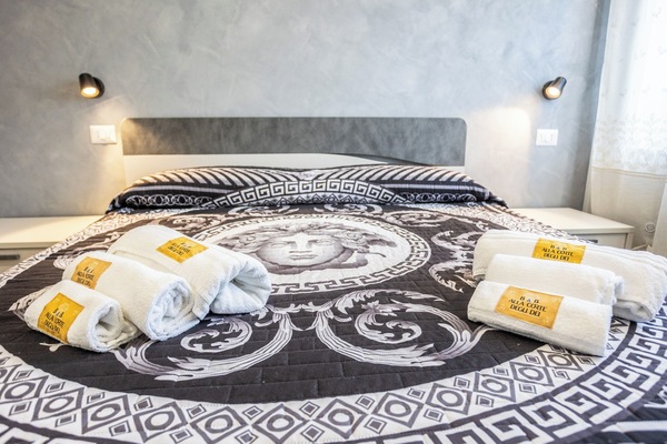 Room, Balcony | WiFi (free)