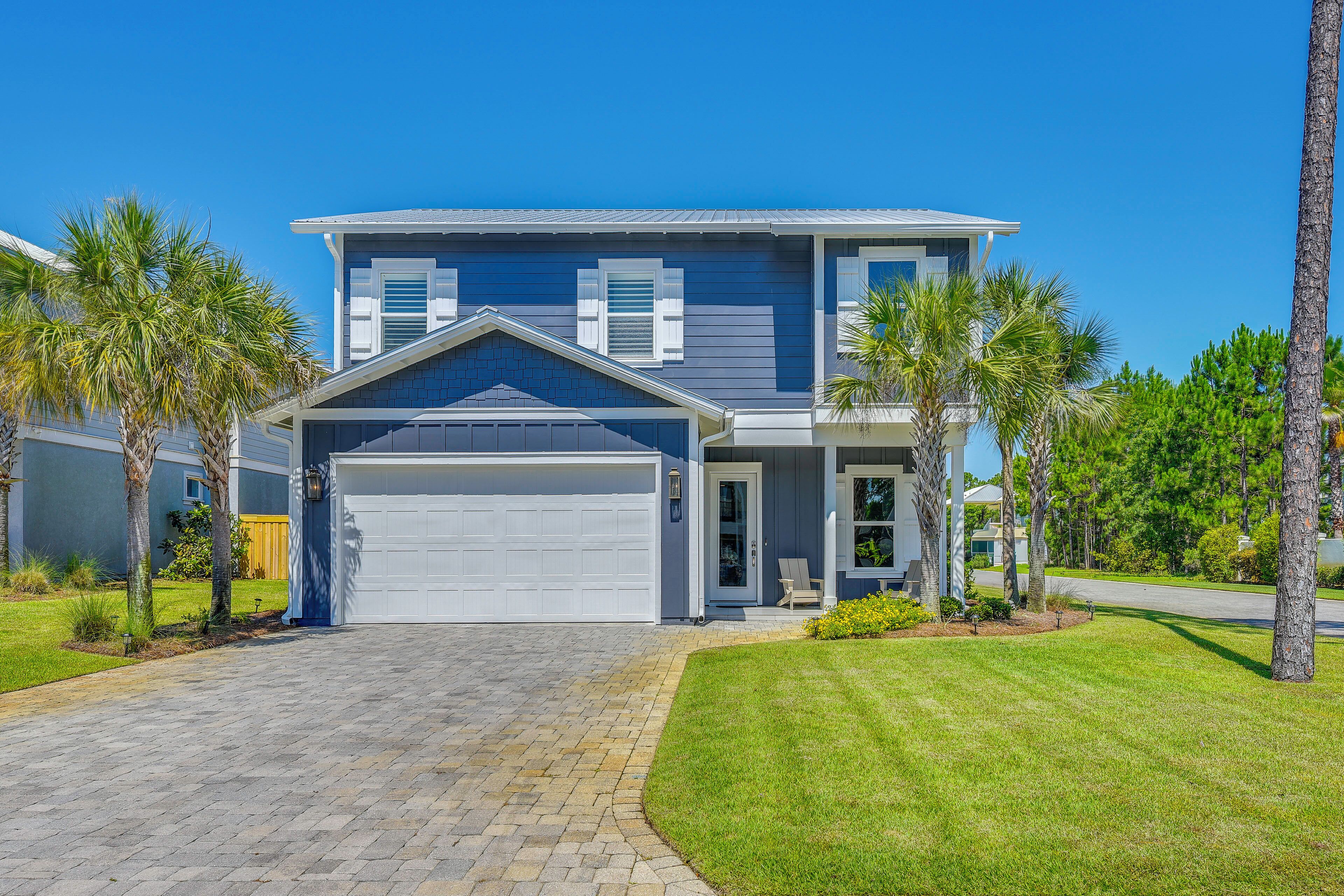 House (4 Bedrooms) | Front of property