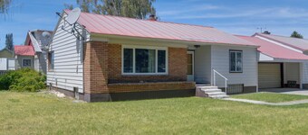 Hike, Golf & Fish! Pet-friendly Getaway in Ashton