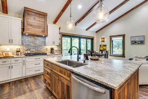 Roxboro Lake Family Retreat and Spa