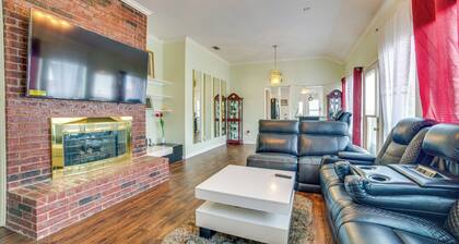 Private Patio & Grill! Garland Retreat Near Golf