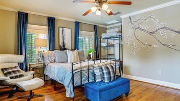 House (4 Bedrooms) | Interior