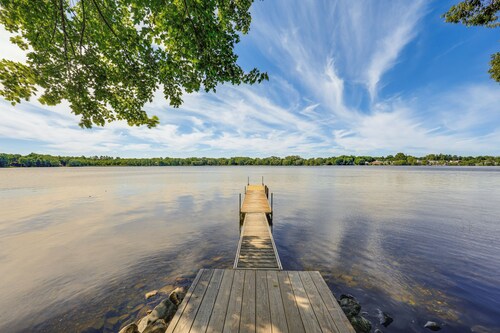 Pets Welcome! Lakefront Retreat w/ Dock in Newport