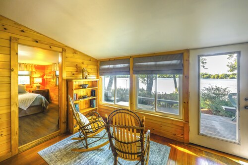 Pets Welcome! Lakefront Retreat w/ Dock in Newport