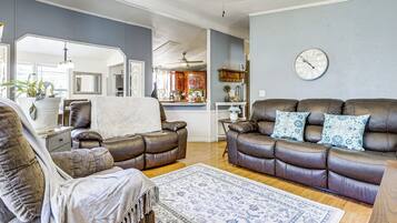 Rumah (3 Bedrooms) | Interior