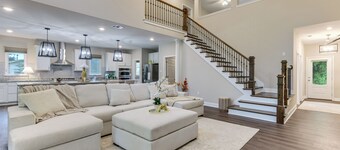 On Several Acres! Luxury Home in Prairieville