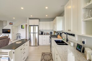 ภายใน