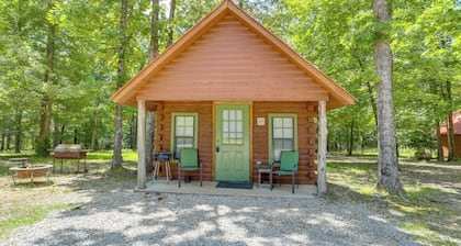 Adventure Awaits! Fifty-six Cabin Near Caverns