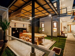 Outdoor dining - Villa RL Sanur (Sanur)