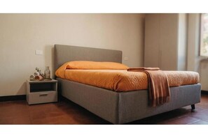 Internet - La Pace – Room in the Historic Center of Stia – 2 (Stia)