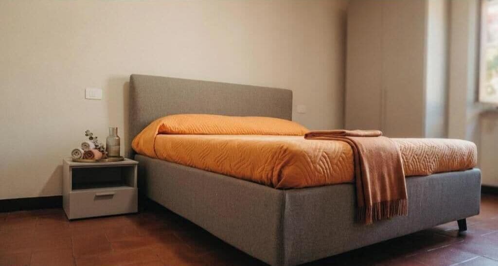 WiFi, bed sheets