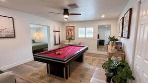 Rumah | 4 kamar tidur dan internet