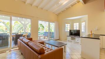 House | 3 bedrooms, high-speed internet