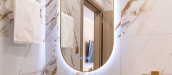 Lemair Luxury Apartments Kozani Deluxe Double Room