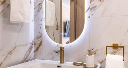Lemair Luxury Apartments Kozani Deluxe Double Room