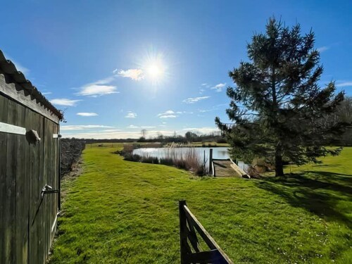 Pet-Friendly Lakefront Cottage w/Private Garden