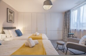 House | 4 bedrooms - 4-bedroom House Aberdeen Cults Kirk Brae House (Aberdeen)