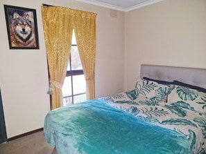 1 Schlafzimmer, Bügeleisen/Bügelbrett, kostenloses WLAN, Bettwäsche