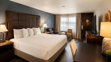 Deluxe Apartment | In-room safe, desk, iron/ironing board, free WiFi