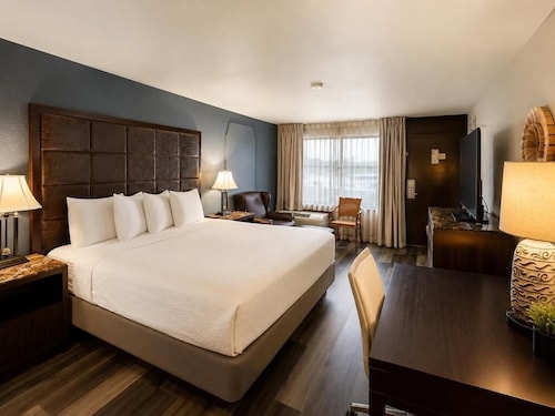 Nexstay Grand Hotel & Conference Center