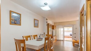 Dining - Penthouse with Private Sun Deck, BBQ, and Beach (Cunit)