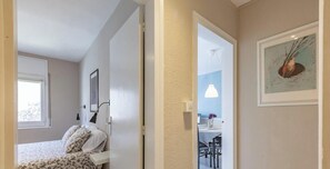 Desk, WiFi - Cozy apartment in La Pineda (Platja de la Pineda)