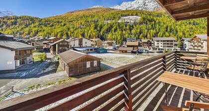 Family-Friendly Apartment with Mountain Views