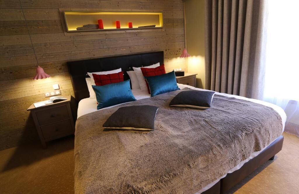 Deluxe Triple Room, Balcony, Mountain View | In-room safe, soundproofing, free WiFi
