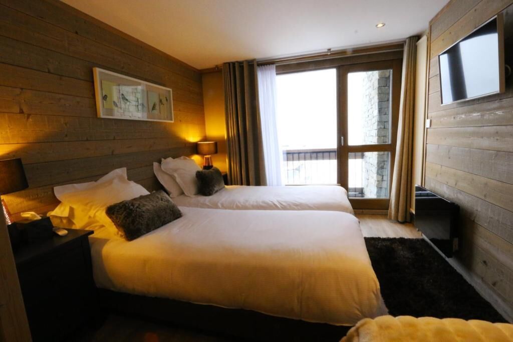 Apartment, Mountain View | In-room safe, soundproofing, free WiFi