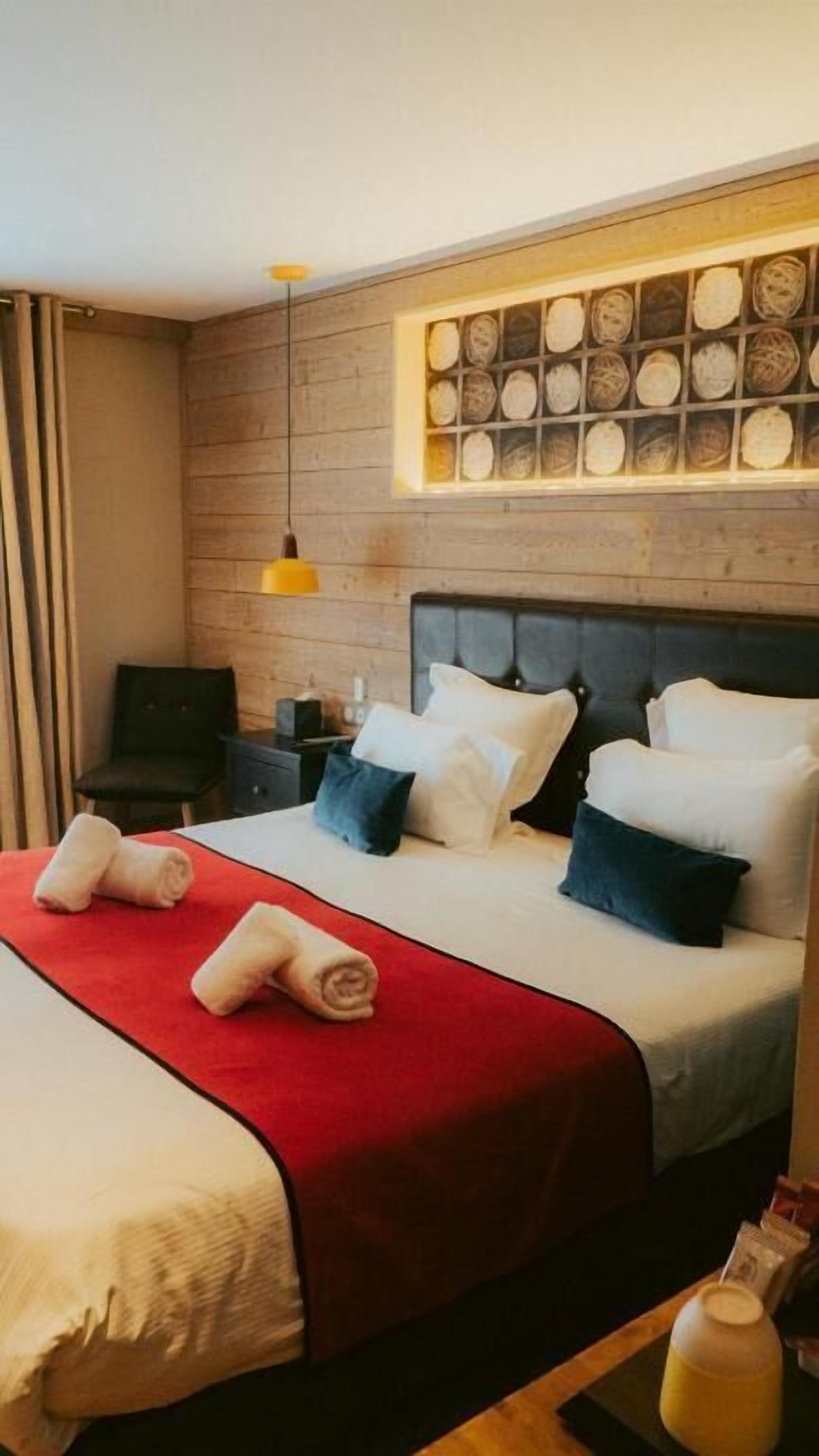 Premium Double Room, Balcony, Mountain View | In-room safe, soundproofing, free WiFi