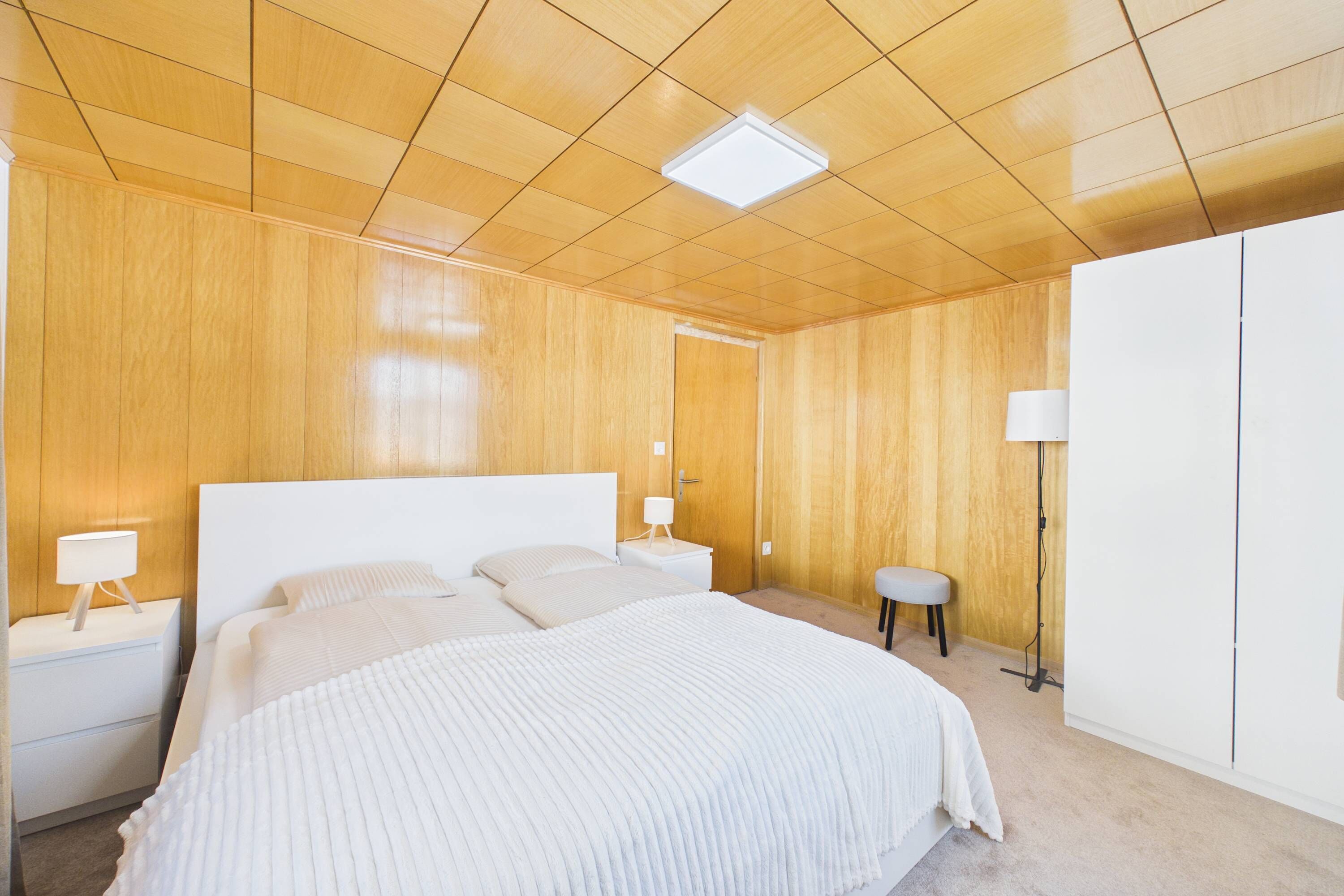1 bedroom, desk, iron/ironing board, WiFi