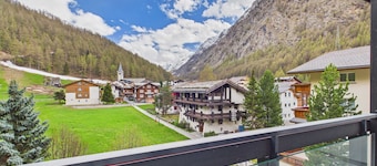 Mountain View Suite + Self Check-in near SaasFee