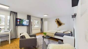 1 bedroom, desk, WiFi, bed sheets
