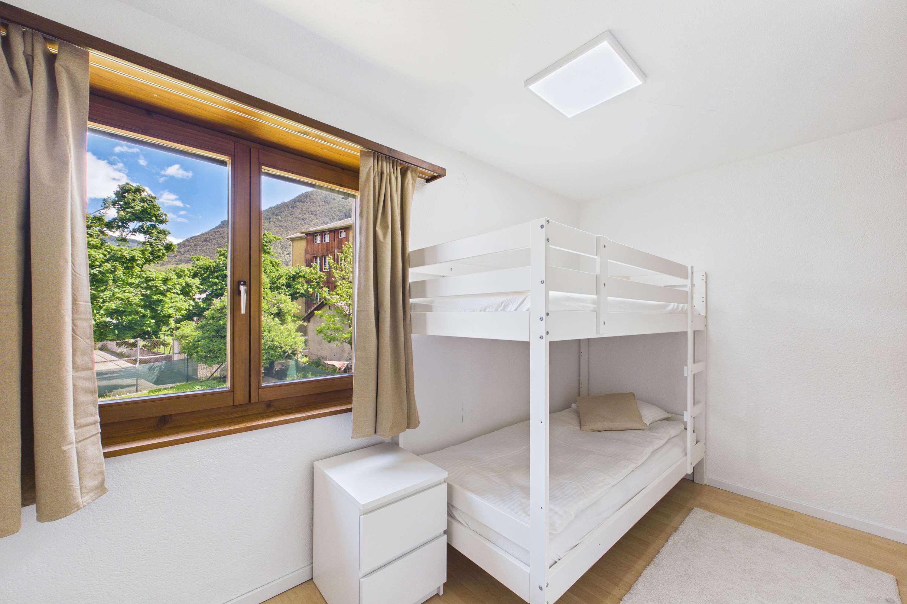 3 Schlafzimmer, Schreibtisch, WLAN, Bettwäsche
