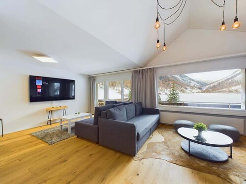 Familienwohnung mit atemberaubendem Bergblick