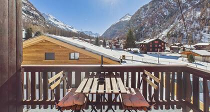 Scenic Mountain Views Apartment near Zermatt