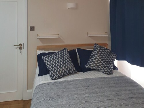 Kinamara Ensuite Room