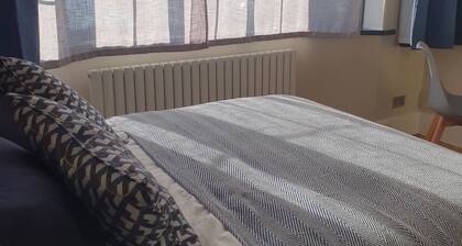 Kinamara Ensuite Room