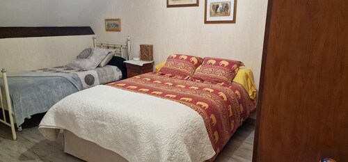  Chambre " Africaine", idéale pour évènement sportif, sur  le circuit du Mans