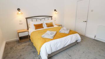 1 bedroom, WiFi (free), individually decorated, individually furnished