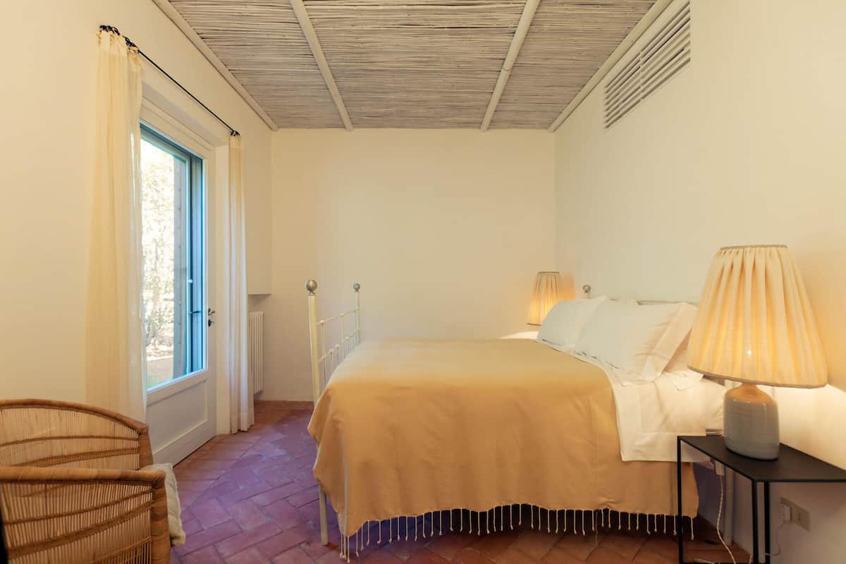 Cottage dell'Alloro | Premium bedding, down comforters, in-room safe, desk