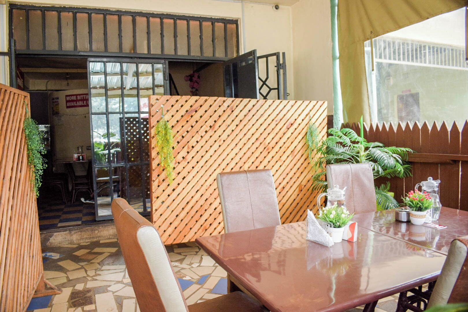 Outdoor dining