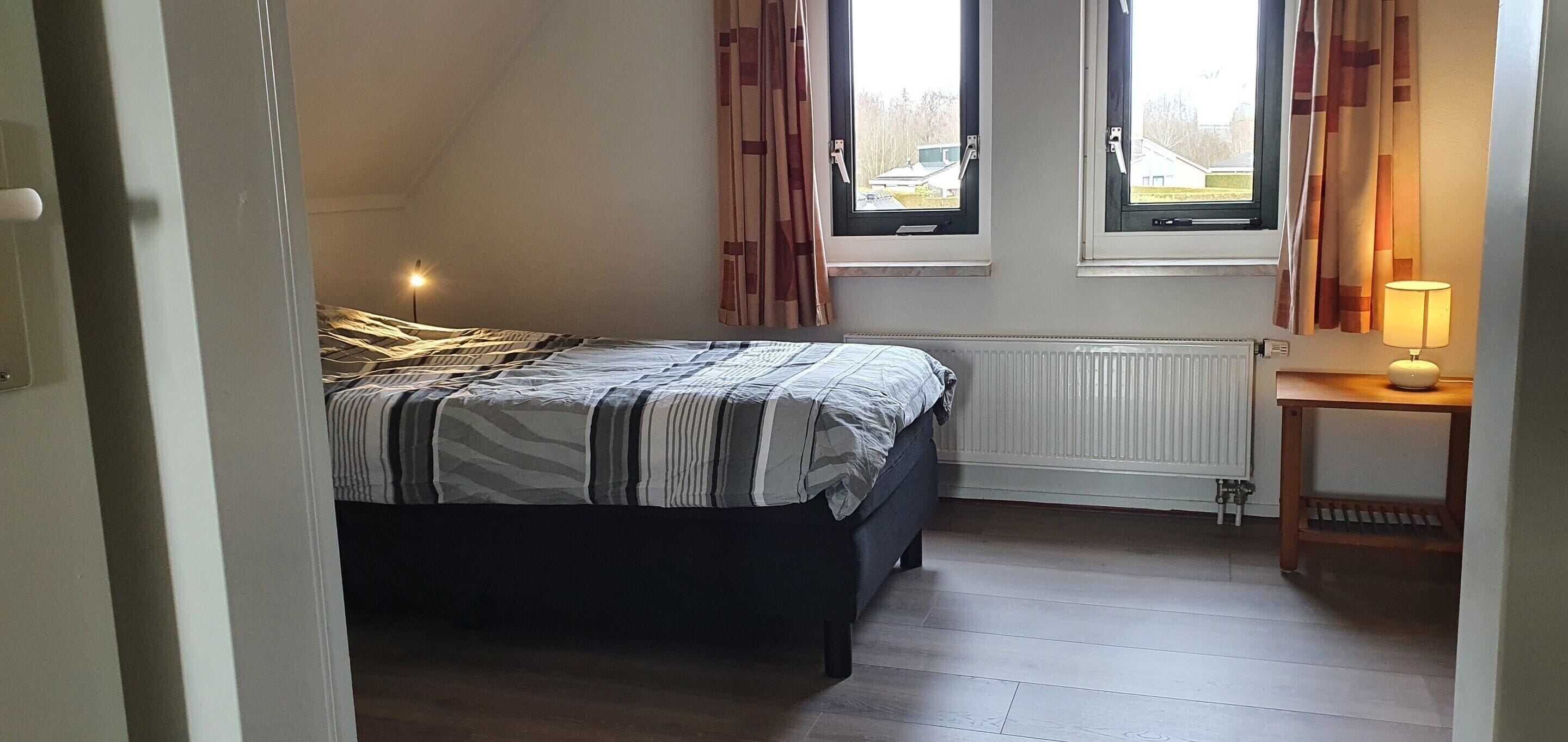Casa | 3 quartos, individualmente mobiliados, roupa de cama