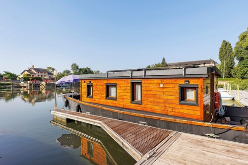 Gîte for 2 People on Laïta Boat