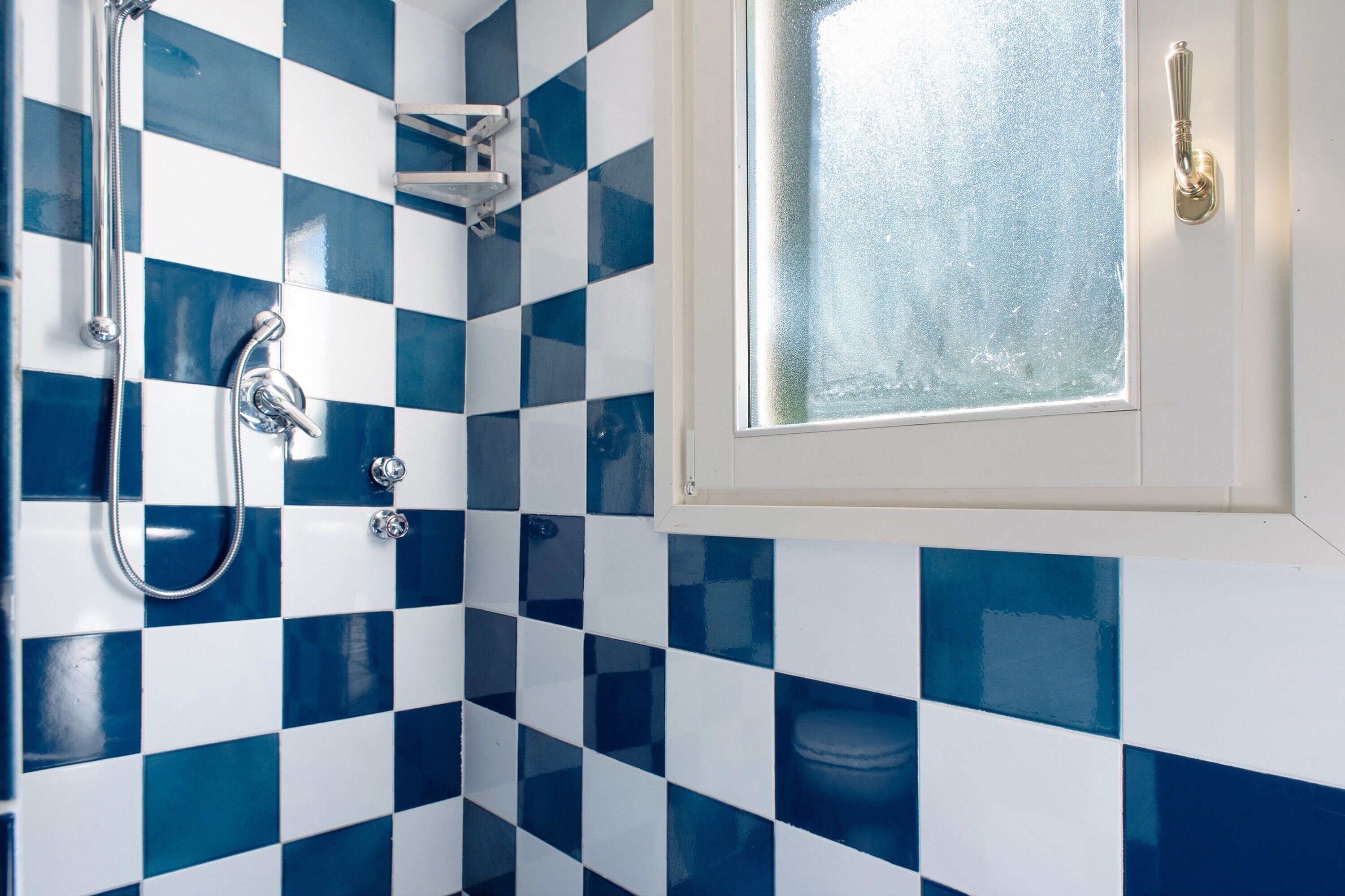 Douche, serviettes fournies