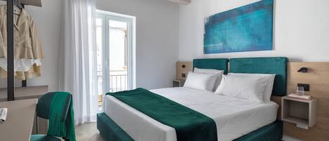 Superior Double Room | Desk, laptop workspace, WiFi (free)
